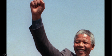 Diyarbakır Kitap Fuarı’nda utanç verici skandal: Polis, Nelson Mandela’nın kitabına toplatdı