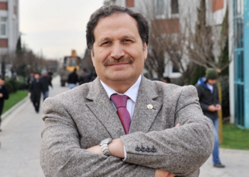 Su çatlağını bulur!