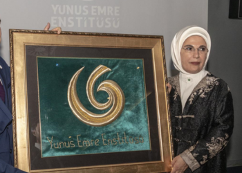 Gelin tanış olalım, birlikte ‘dolandırıcılık’ yapalım!