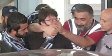 KHK’lı polis Hüseyin Korkmaz sürgünde hayatını kaybetti: 17-25 Aralık operasyonunda ‘hırsızdan korksak polis olmazdık’ demişti