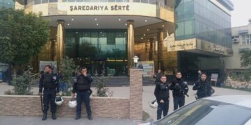 DEM Partili Siirt Belediyesi’ne kayyım atandı: Vali Kızılkaya,gasp edilen Belediye’de poz verdi