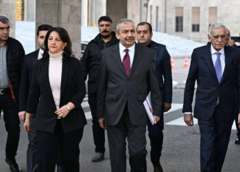 İmralı’ya gidecek 7 kişilik heyetin isimleri belli oldu