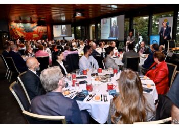 Dostluk iftarında konuşan Bakan Kamber: Affinity, bizleri barış, hoşgörü ve karşılıklı saygı içinde bir araya getiriyor