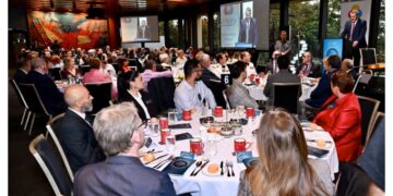 Dostluk iftarında konuşan Bakan Kamber: Affinity, bizleri barış, hoşgörü ve karşılıklı saygı içinde bir araya getiriyor
