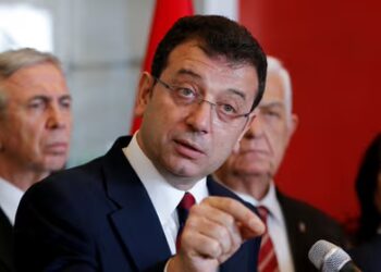 Gözaltına alınan Ekrem İmamoğlu’nun ailesi: ‘Bir teröristi gözaltına alır gibi aldılar’