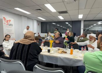 Gazzeli muhacir aileler, Sydney’de ayağının tozuyla ARO’nun iftar sofrasında