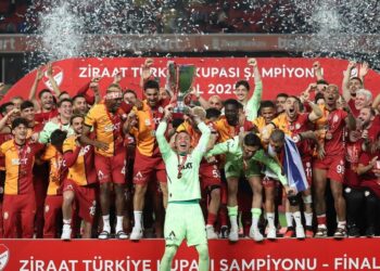 Trabzonspor’u farklı yenen Galatasaray, 19. kez Türkiye Kupası şampiyonu oldu