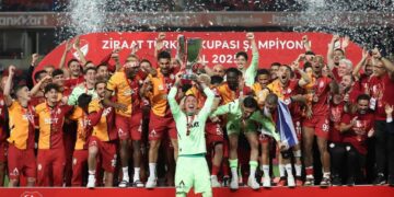 Trabzonspor’u farklı yenen Galatasaray, 19. kez Türkiye Kupası şampiyonu oldu