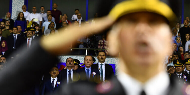 Cumhurbaşkanı Recep Tayyip Erdoğan, Jandarma ve Sahil Güvenlik Akademisi Başkanlığı Subay ve Astsubay Mezuniyet Törenine katıldı.