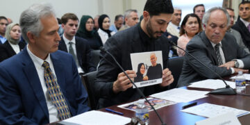 Zulümleri Kongreye taşıyan ABD’li Kongersmenler: Uluslararası toplum daha kararlı duruş sergilemeli