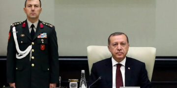 Erdoğan’ın eski Başyaveri’inden şok iddia: “Erol Olçok’un nasıl öldürüleceği ABD’de konuşuldu”