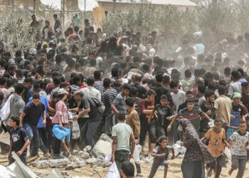 İsrail, insani yardım bekleyen sivillere ateş açtı: En az 25 Filistinli katledildi