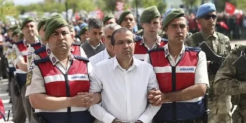 Savunma yapan tutuklu General Partigöç: Öyle bir cemaat ki 37 bin polisi, 40 bin askeri var, 4 bin 800 kişiyle darbe yapmaya kalkıyor