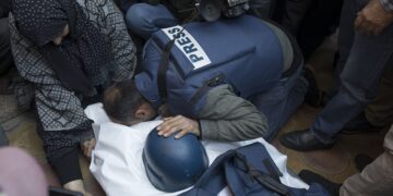 50 Filistinli gazeteci İsrail zindanlarda, dünya bu zulmü seyrediyor