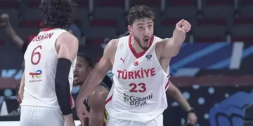 12 Dev Adam’dan tarihi başarı: Türkiye EuroBasket’te yarı finalde