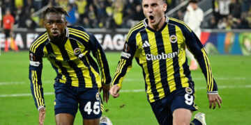 Fenerbahçe, UEFA Avrupa Ligi’nde Stuttgart’ı Kerem Aktürkoğlu ile geçti