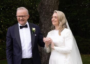 Avustralya Başbakanı Albanese dünyaevine girdi: Sade nikah törenine büyük ilgi