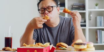 Fast-food ve hazır ürünlerde alarm zili: Avustralyalıların yarısı risk altında