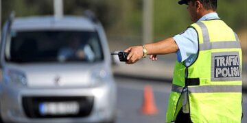 Erdoğan rejiminin Türkiye’si: Polis memuru 16 kilo uyuşturucuyla yakalandı