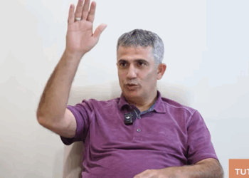 Zorunlu göçten başarıya uzanan yol: İşi ve aşı elinden alınan Ahmet öğretmenin ABD’deki tutunma hikâyesi