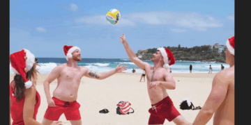 Terör saldırısının yapıldığı Bondi, Noel’in gölgesinde kaldı: Kutlamalar Coogee’ye kaydı