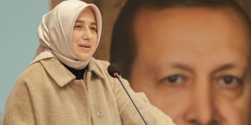 AKP’li Özlem Zengin’e göre emeklileri gündeme getirmek tweet ve reyting hesabı için