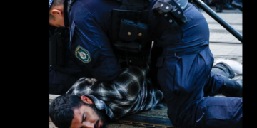 Herzog’un Avustralya ziyareti protestolarla karşılandı: Polisten sert müdahale