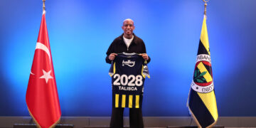 Fenerbahçe Talisca ile yeni sözleme imzaladı