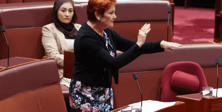 Koalisyon, Müslüman açıklamaları nedeniyle Pauline Hanson’a kınamaya karşı çıktı