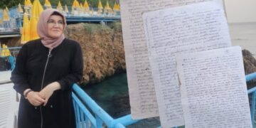 KHK’lı öğretmen Asuman Birinci’den çarpıcı mektup: Bir elimde kelepçe, bir elimde serum, başımda jandarmalar
