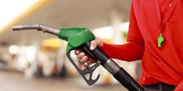 Enerji Bakanı Bowen, yakıt stokunu açıkladı: Gereğinden fazla yakıt depolamaktan kaçının