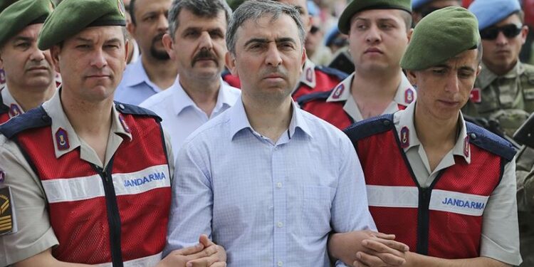 anıklardan eski kurmay yarbay Mehmet Şahin, 15 Temmuz’un Erdoğan, Hulusi Akar ve Hakan Fidan tarafından kurgulanan bir kumpas.