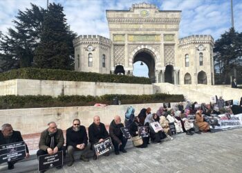 İstanbul Üniversitesi’nde 28 Şubat’ın ikna odaları gitti, AKP rejiminin mülakatı geldi