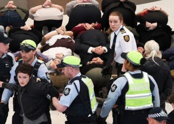 Filo eylemcilerindan Avustralya Parlamentosu’nda Gazze protesto
