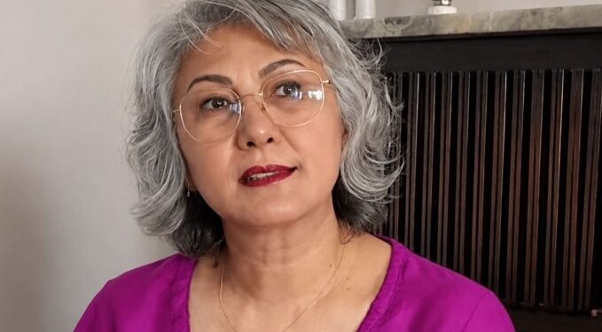 KHK’lı albayın eşi: Babası ‘darbeci’ diye kızımın okul birinciliğini elinden almaya çalıştılar, sonra Oxford’a kabul edildi ama gönderemedim.