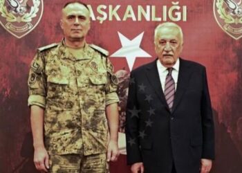 Mehmet Ağar’dan Özel Harekat Başkanlığı’na ziyaret