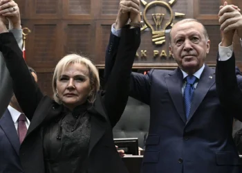 AKP’ye katılan Nimet Özdemir’in diploması sahte  çıktı