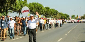  CHP Fransa’daki AİHM binası önünde miting düzenleyecek