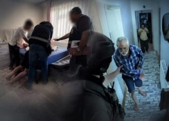 973 kişiden 704’ü gözaltında: Öğretmen, doktor, avukat ve akademisyenlere kelepçe