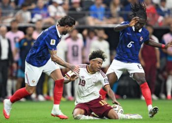 Dünya Kupası: İspanya, Fransa’yı 2-0 yenerek ilk finalist oldu