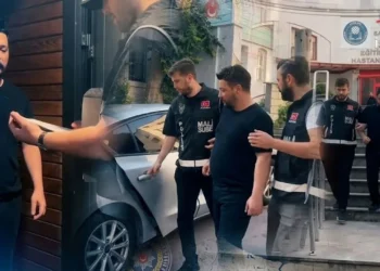 Ahbap Derneği soruşturması kapsamında Oğuzhan Uğur dahil 9 kişi tutuklandı