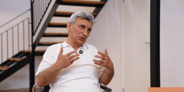 Türkiye’de “Terörist” diye yaftalandı, İsveç “Saygıdeğer Profesör” dedi: Prof. Dr. Akdemir şimdi Linköping Üniversitesi öğrenci yetiştiriyor